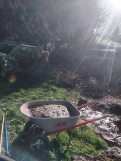 John Deere Trautor &trailer 