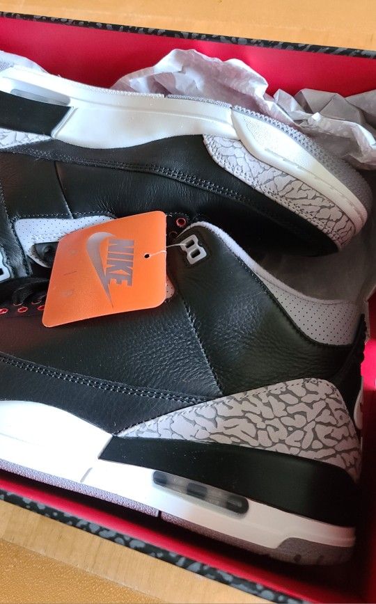 Air Jordan 3 Retro Black Cement Shoes  Size 11