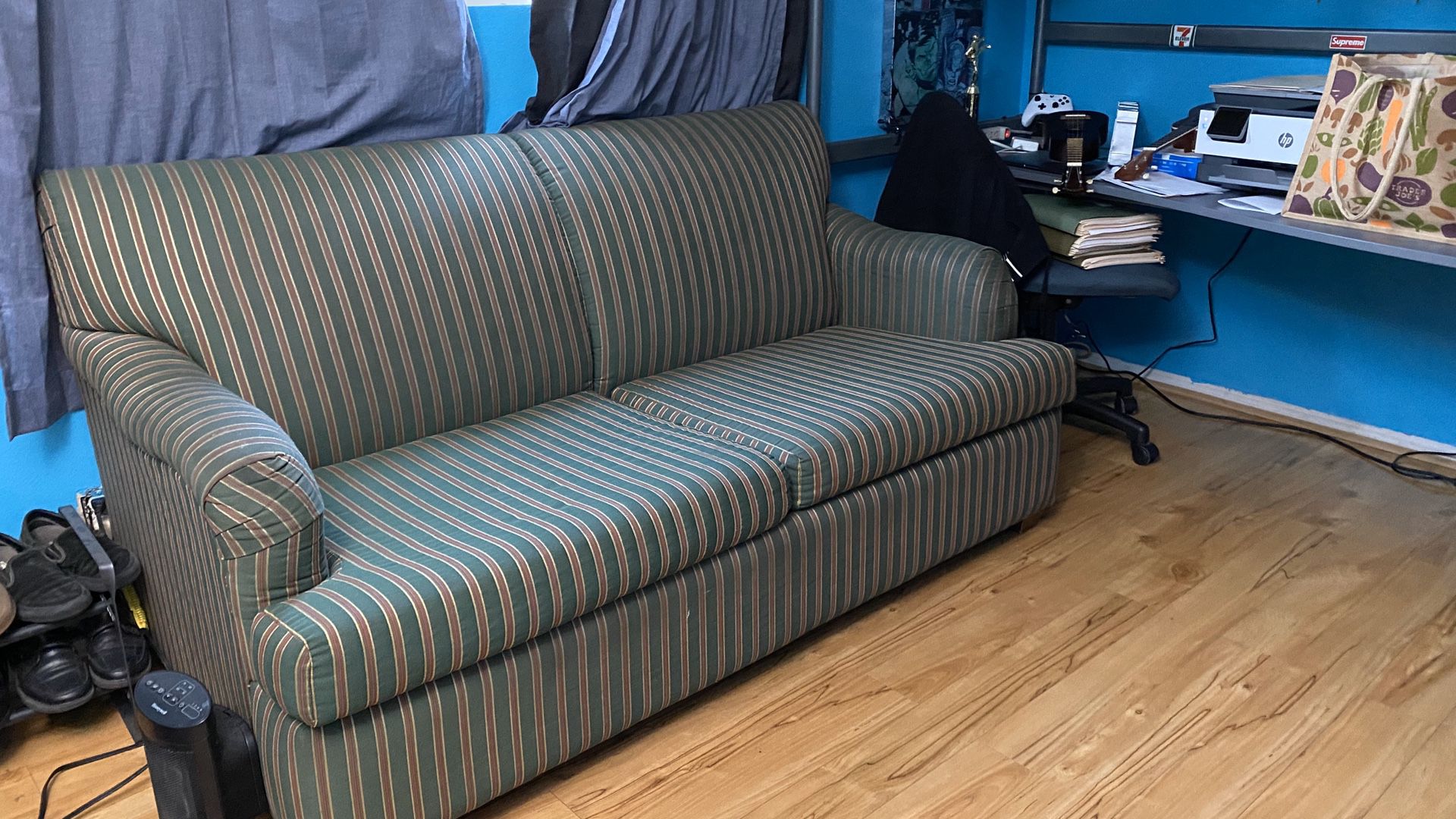 Sofa bed in perfect condition for $60
