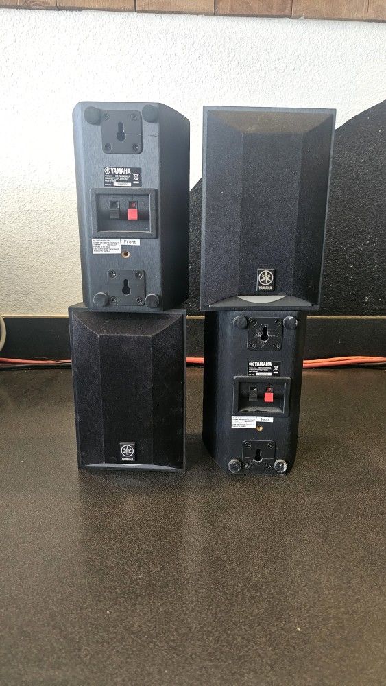 Yamaha Speakers 