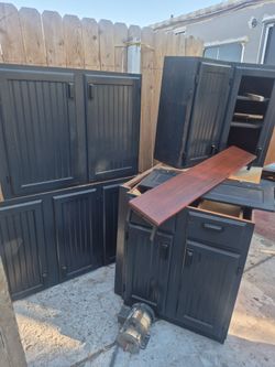 Kitchen cabinets