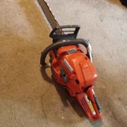 Husqvarna AutoTune 555 Chainsaw 