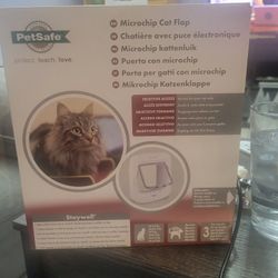 Microchip Cat Door