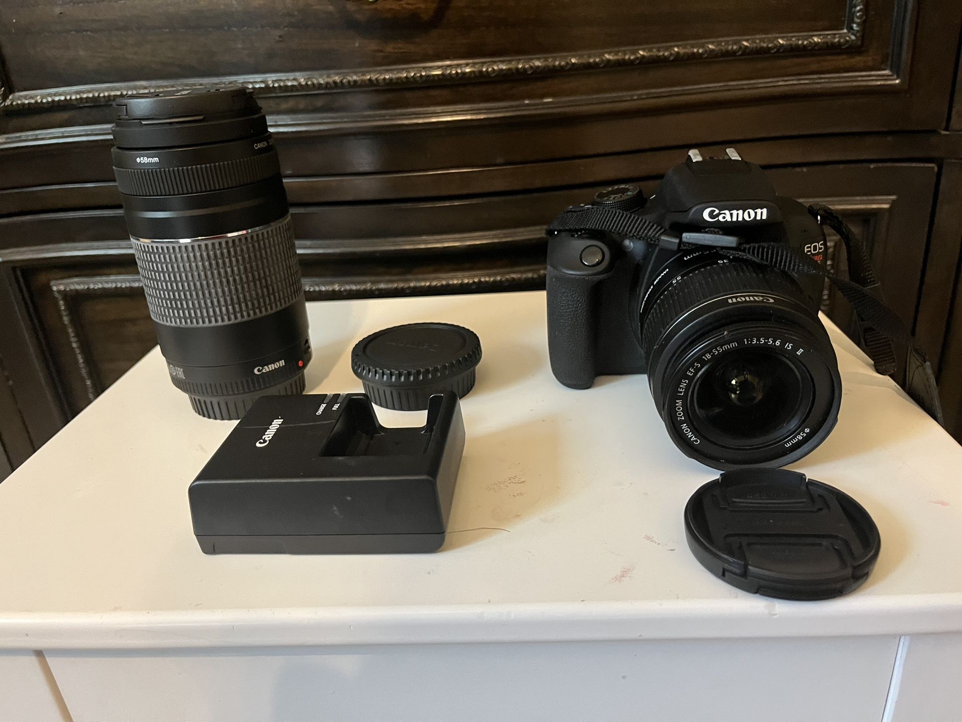 Canon Eos Rebel T5 Camera 