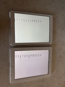 Apple iPad Lot of 2 White Tablets