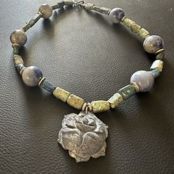 Blue Quartzite Flower Necklace 