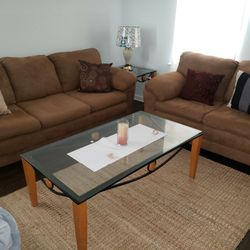 Practically NEW Livingroom Set w/ 3 tables, 2 lamps & White glass dining set w/ 4 chairs 