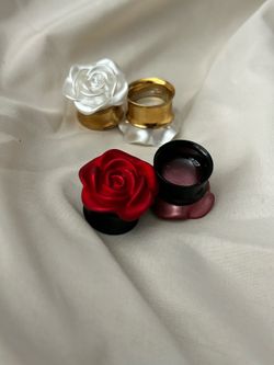 16mm Rose Plugs Gauges