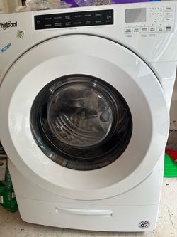 Whirlpool washing machine almost new