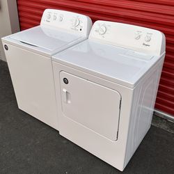 WHIRLPOOL WASHER AND ELECTRIC DRYER SET 