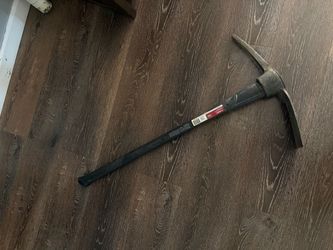 Husky Pick Mattock with Fiberglass Handle