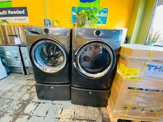 Frigidaire Top Load Washer and Dryer Set no credit needed
