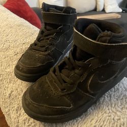 NIKE BOYS