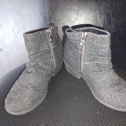Girls Gray Ankle Boot
