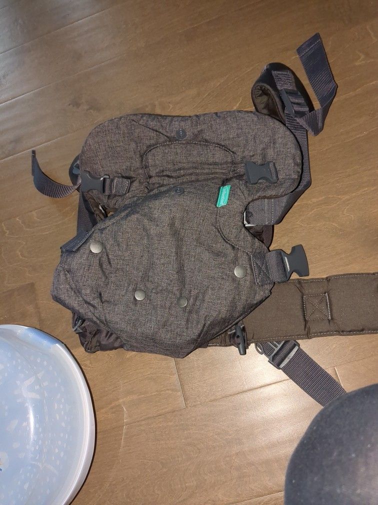 Infantino Baby Carrier 