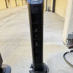 Soleus Tower Fan with Oscillation – Quiet & Powerful