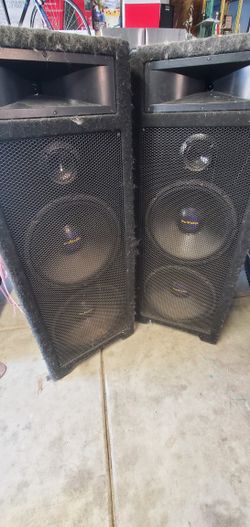 PRO STUDIO SPEAKERS 