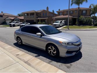 2017 Honda accord ex runs and looks great