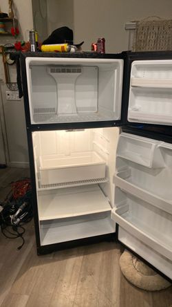 Fridge refrigerator Americana 15 . 6 cubic feet Works perfect 100$