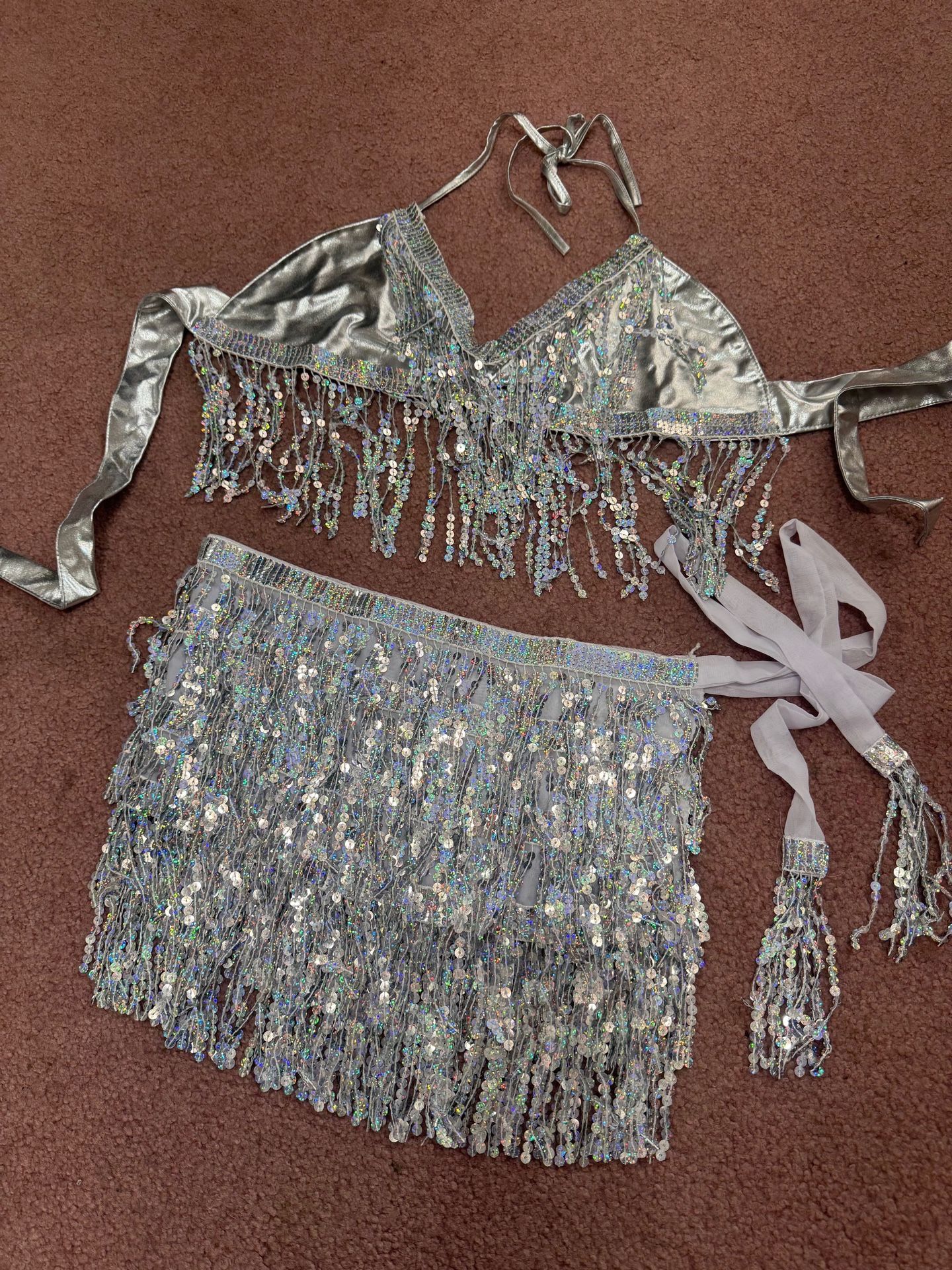 New one size silver iridescent sequin fringe bra top skirt festival rave outfit