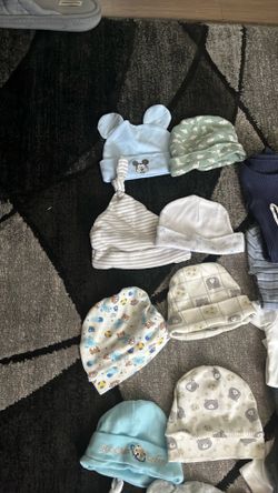 FREE‼️Newborn baby boy clothes