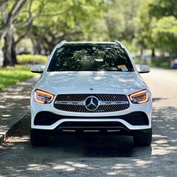 2020 Mercedes-Benz GLC 300