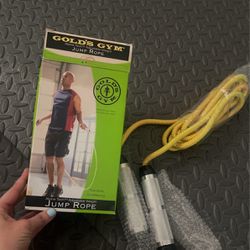 New in box Vintage Gold’s Gym Weighted Jump rope 