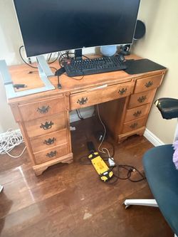 Desk(solid wood)