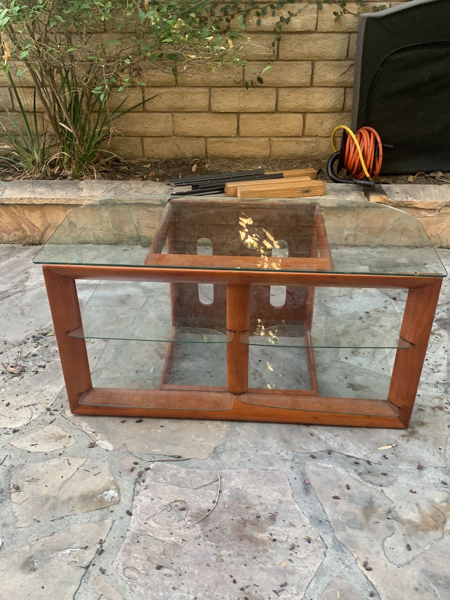 Tv Stand For 60-80 Inch 'Very Good Condition'