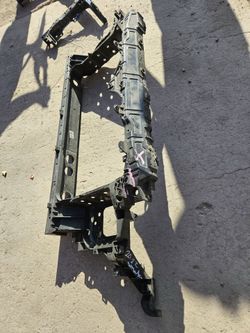 Hyundai sonata radiador support Oem