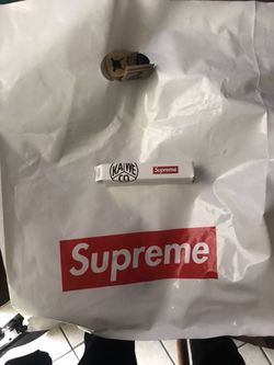 Supreme pen