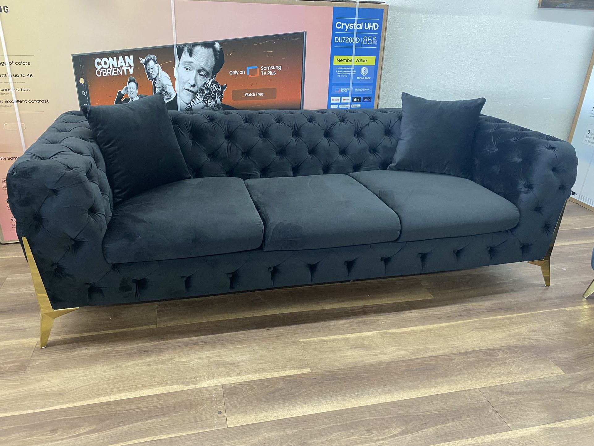 New Black And Gold Tufted Sofa Couch