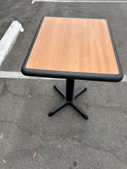 Restaurant / Bar Table