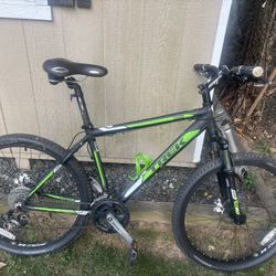 Trek 3500 Mountain Bike 18 Inch Frame 46CM