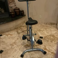 Indoor Cycling Bike 