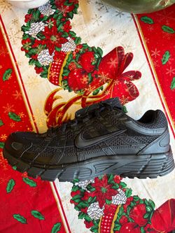 Nike black p6000