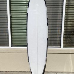 7’2 Surfboard (custom made) 