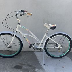 Electra Cruiser Lux 7D White With Flowers