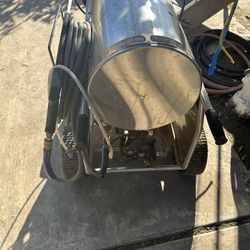 HYDRO TEK HOT WATER POWER WASHER 