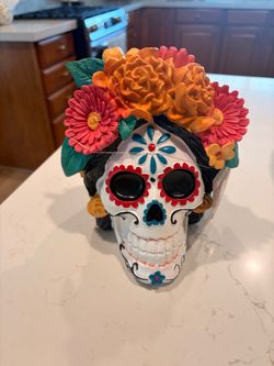 Catrina/ Sugar Head Skull