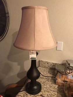 TABLE LAMP