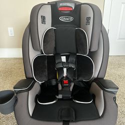 Graco 10 Adjustable Car Seat