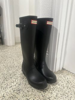 Hunter Original Tall Rain Boots – Women's Size 7 – Matte Black – Excellent Condition
