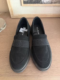 Black shoes