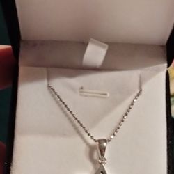 Silver 1 inch Star With 20 Inch Silver Chain 