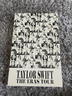 Eras Vip Tour Box (complete/new/unopened)