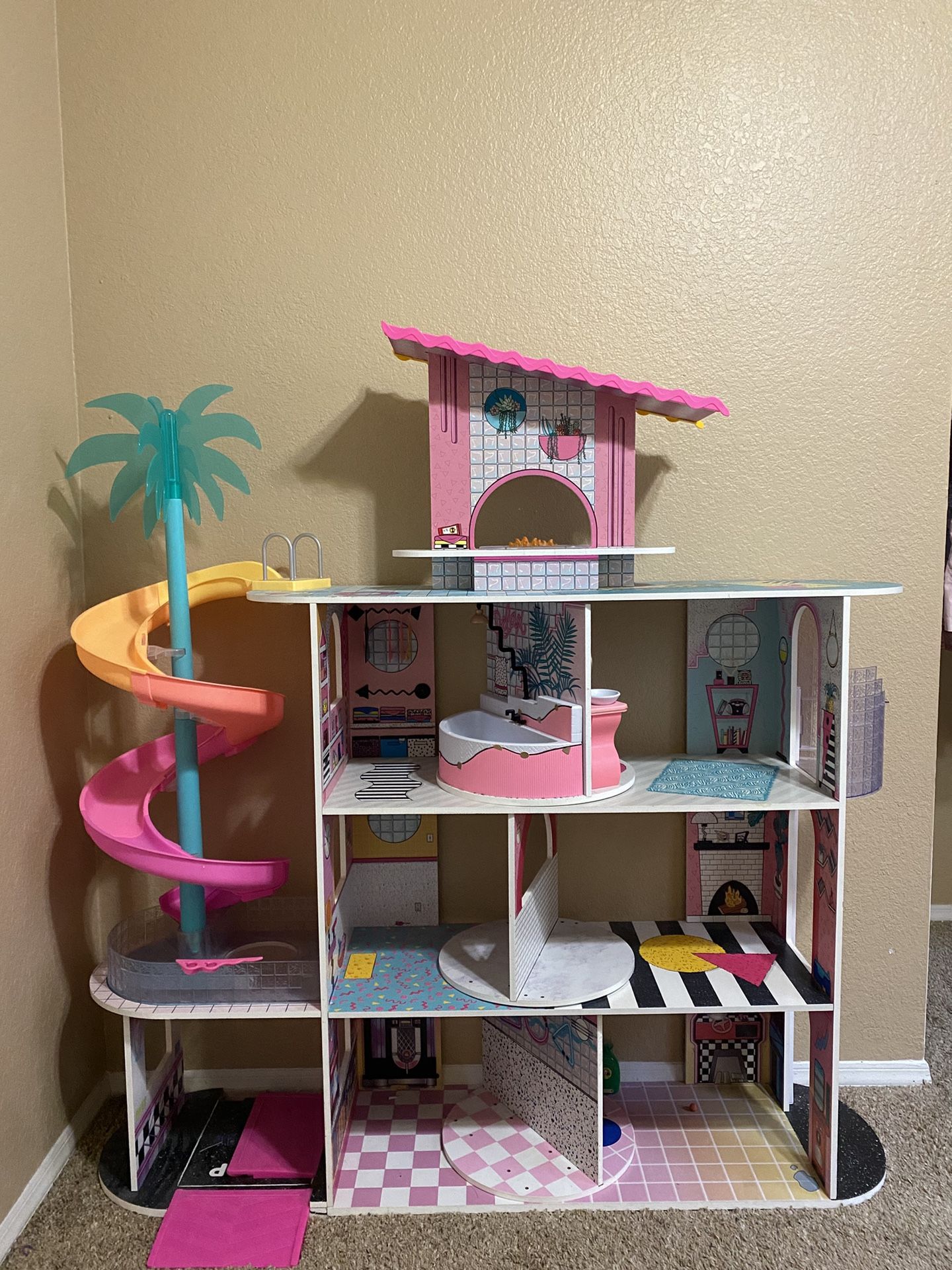 LOL Doll House
