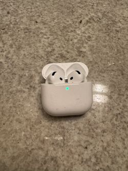 AirPods 4