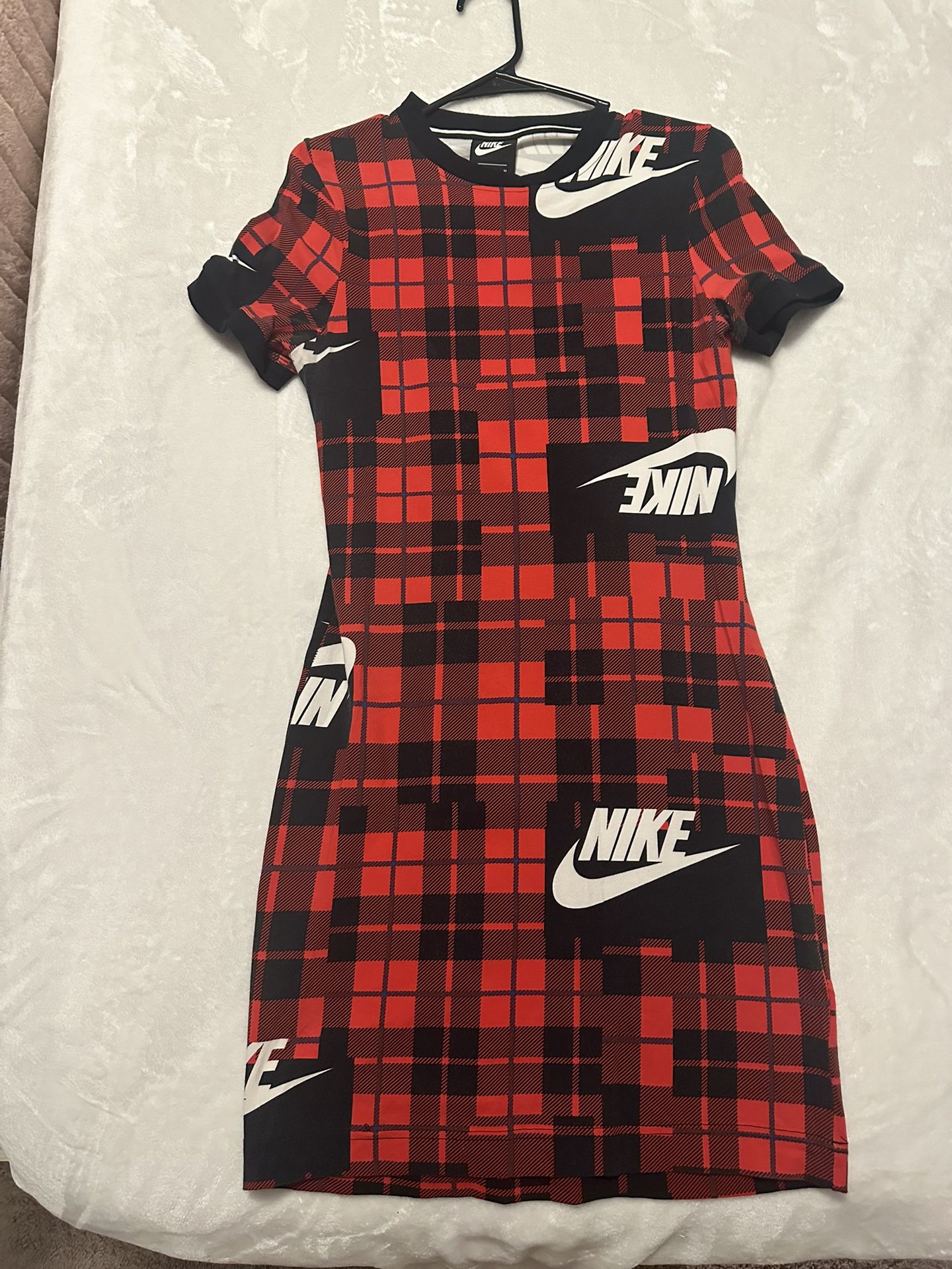 Nike Dress-Used- Women’s Size Med