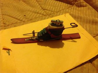 Vintage ski, boot & pole Mt. Pilatus switzerland 50s matchbook/ lighter holder